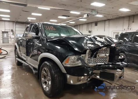 2016 Ram 1500 Laramie z USA, uszkodzony, nr VIN 1C6RR7NT3GS166768